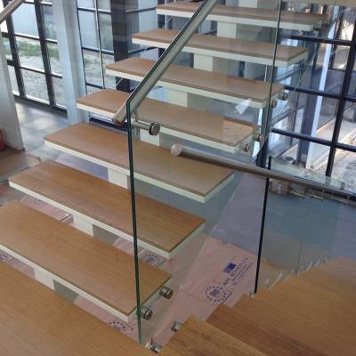 Art of Glass Πάσχος Στηθαία Κάγκελα